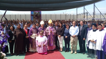 Señor de Luren bendice a internos del EP Ica