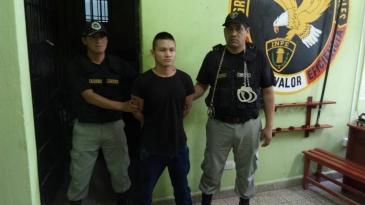 INPE traslada 69 internos de cinco penales por seguridad