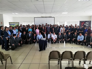 Servidores de la Oficina Regional Oriente Pucallpa participan del Plenario Regional de Tratamiento