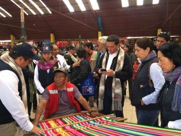 Congresistas de la República visitan talleres productivos del EP. Varones de Cusco