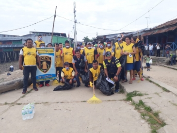 Medio libre de Iquitos participa en limpieza del Puerto de Bellavista
