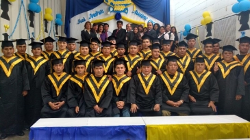 Penal Ancón I graduó a internos de educación básica