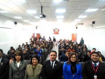 Servidores de la Oficina Regional Sur Arequipa participaron en seminario