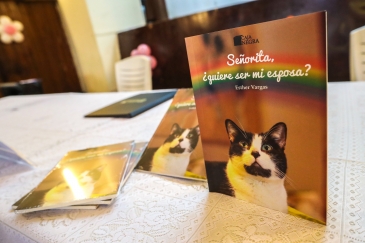 Escritora Esther Vargas presentó libro en el marco de la iniciativa “La Libertad para aprender”