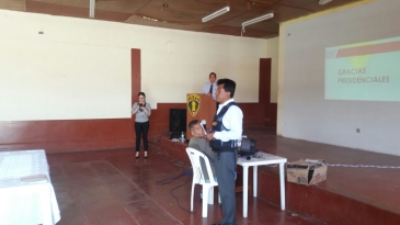 Servidores reciben taller en EP Piura