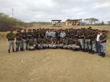 Personal de seguridad del EP Tumbes recibió instrucción con armamento