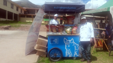 Gran acogida tiene feria artesanal en el EP Cusco