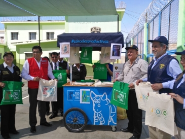 MINISTRO DE JUSTICIA Y DERECHOS HUMANOS SUPERVISA PENALES DE AREQUIPA