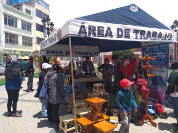 INPE realiza feria por festividad de la Virgen de la Candelaria en Puno