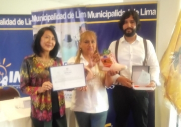 Municipalidad de Lima premia a interna por ser mujer emprendedora