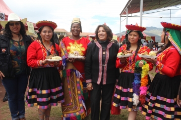 Internas participan en festival gastronómico “Delicia de mis manos&quot;