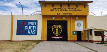 En penal de Cajamarca realizan operativo de requisa