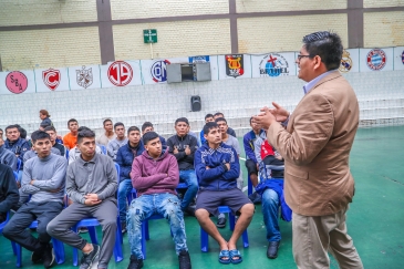 En el penal del Lurigancho se inició taller de neuro oratoria y liderazgo