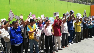 Inauguran 11 bibliotecas en el penal de Huánuco