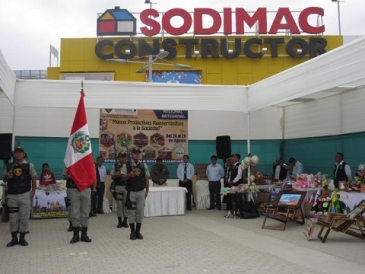 Productos son vendidos en Open Plaza Piura