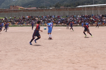 Equipo Garcilaso jugó con internos del EP Cusco Varones