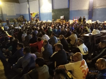 INPE realiza requisa y traslado en penal