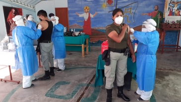 INPE Camaná vacunó a 480 personas contra la influenza y neumococo