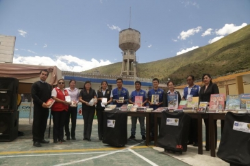 Bibliomaletas en penal de Huánuco