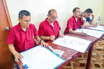 Internos del penal Castro Castro participan de talleres de verano