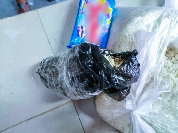 Intentan ingresar posible droga en bolsa de arroz al penal de Yurimaguas